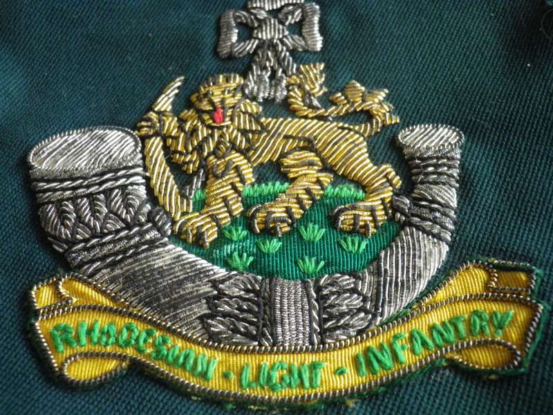 RHODESIAN LIGHT INFANTRY - BULLION BLAZER BADGE          (8699)
