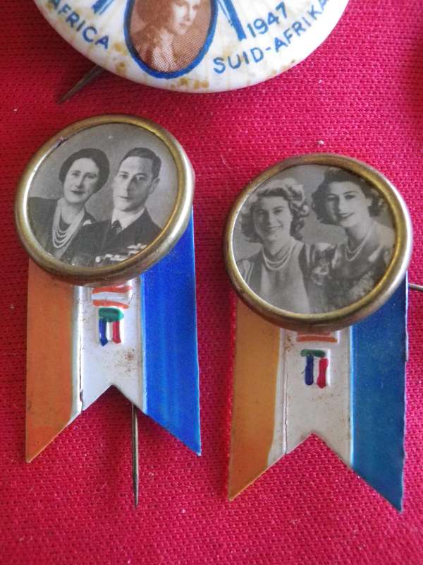 BRITISH / SA / ROYAL FAMILY 1947 VISIT  -     LOT OF LAPEL PINS           (8990)