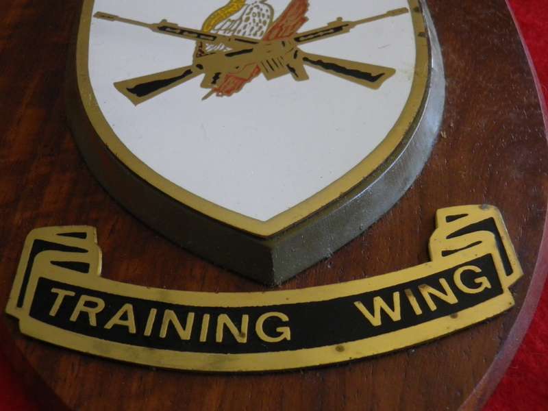 RHODESIA - BSAP SUPPORT UNIT "TRAINING WING " PLAQUE - SCARCE   (8942)