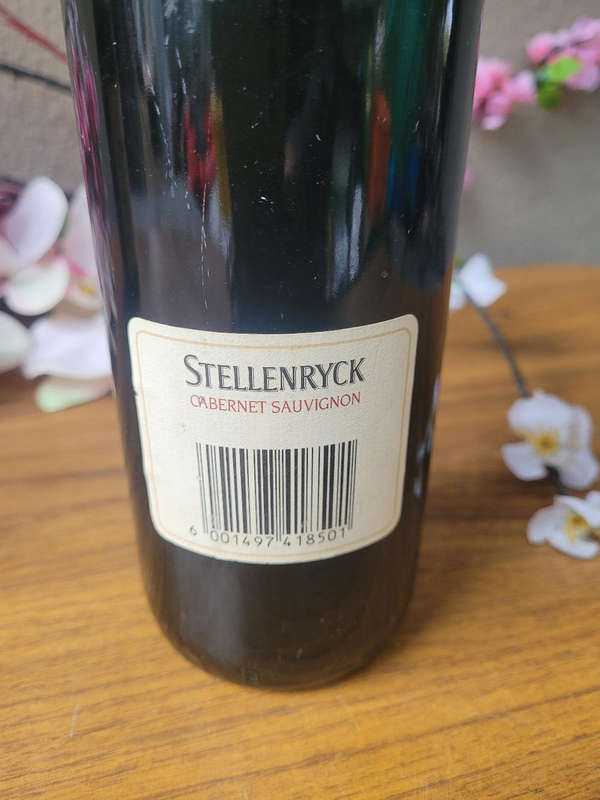 Collector`s Vintage Wine Collection. ALLESVERLOREN: 1986  / STELLENRYCK: 1989. (Bid Per Bottle)