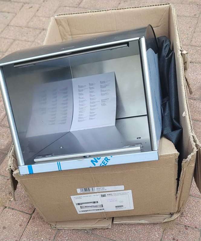 UNUSED/UNBOXED FRANKE 34-Litre High Quality Stainless Steel  Waste Bin (XTRX605)