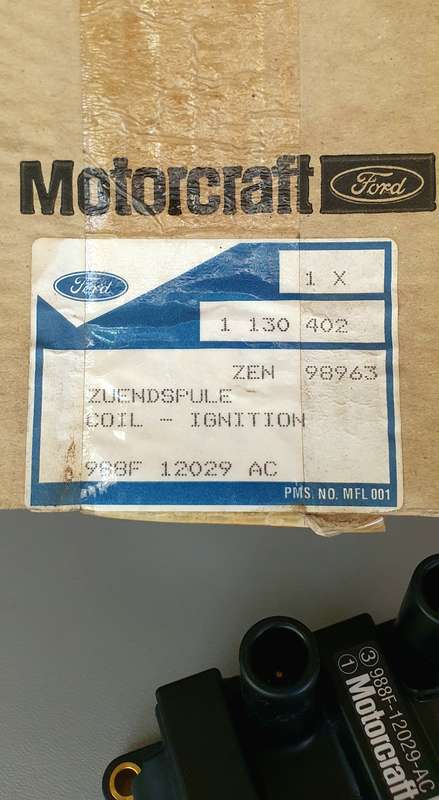 Ford Coil Ignition (988F-12029 AC)