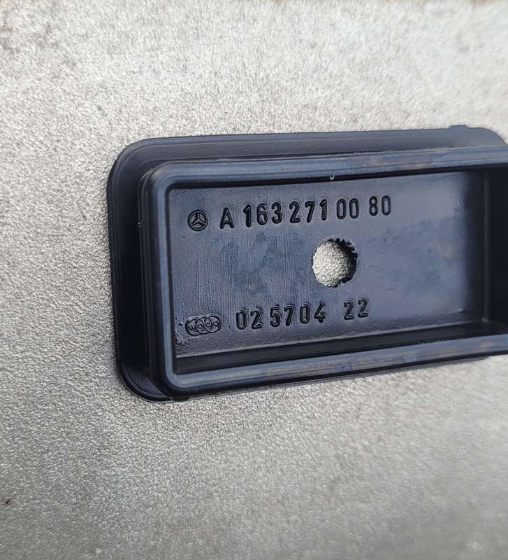 Gear Box (POISSIBLY) For Mercedes Benz C-Class Diesel (W204) CDI - R220 271 19 01  & R 211 271 04 01
