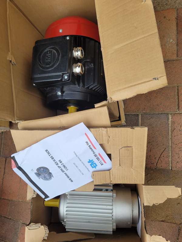 (7.5Kw & 4Kw) BMG BRAND NEW 3-Phase Electric Motor BUNDLE. (Bid Per Lot Of 2x)