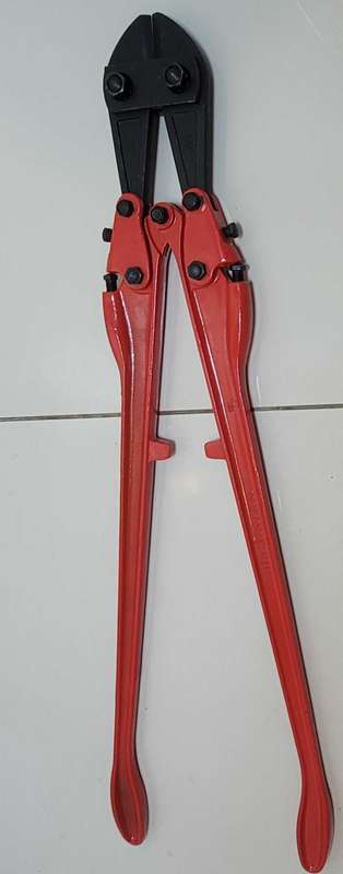 UNUSED...36" VERY LARGE Forged Steel Bolt Cutter.    LAST ONE.....