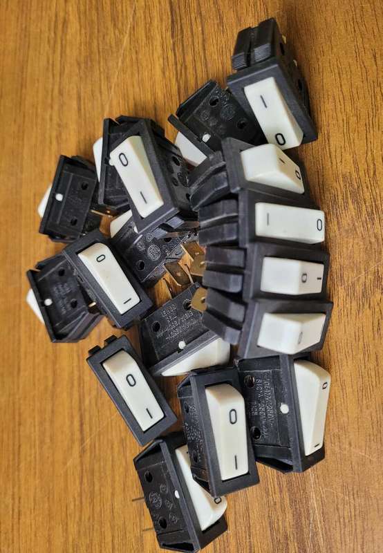 UNUSED...10A, 250V Rocker Switches T125.  Bid Per Piece - To Take 10x OR More
