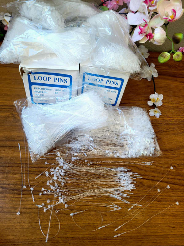 5000/Box  5 Inch Retail Store Loop Pins. Bid Per Box