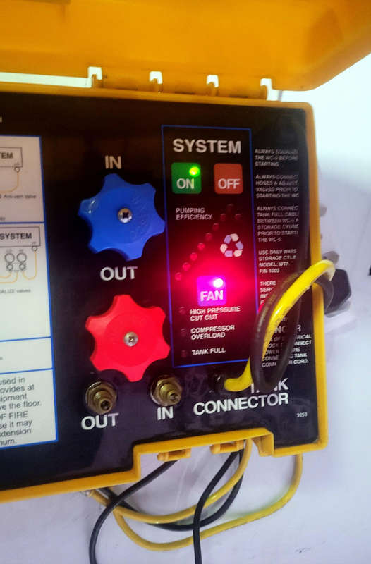 RUBBERMAID Micro-Flush Refrigerant Recovery Unit (Model: WC-5). No Hinges