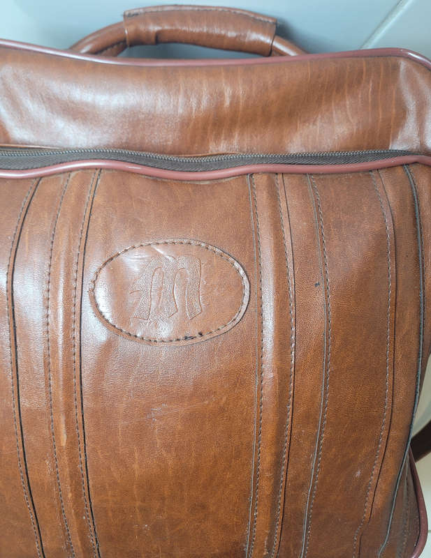 Clean-Used 18-20L Luggage Scratchless Bag (34x20x34)Cm