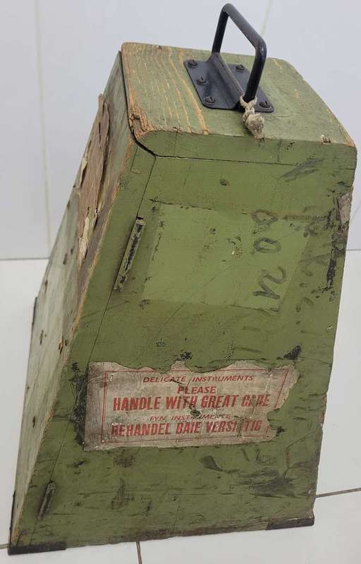 Vintage Cushioned Fragile Box For Theodolite Surveying.   COLLECTOR ITEM...