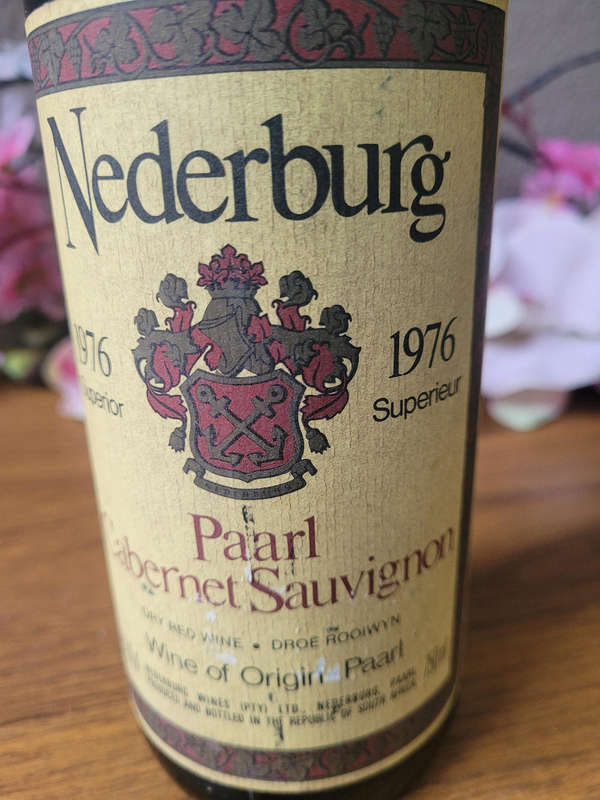 Collector`s Vintage Wine Collection. NEDERBERG PAARL: 1976  /  BARONNE: 1985. (Bid Per Bottle)