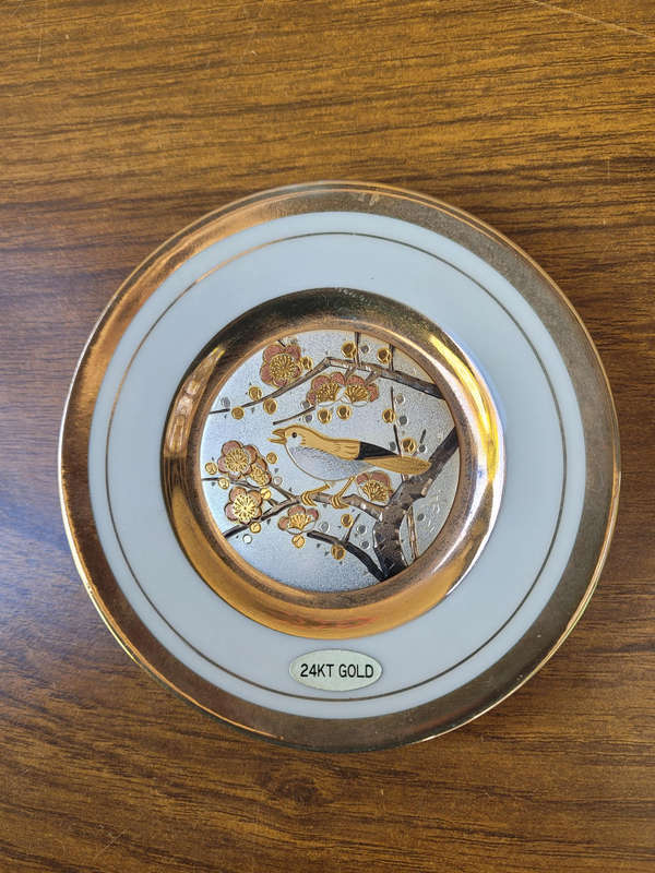 24K Gold & Silver-Gilded  8-Piece Bird-Themed Porcelain Set. (9Cm) Bid Per Set