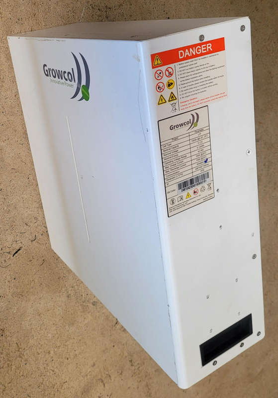 GROWCOL 5.1kWh Lithium Battery Module. Powering On. Low Battery Level