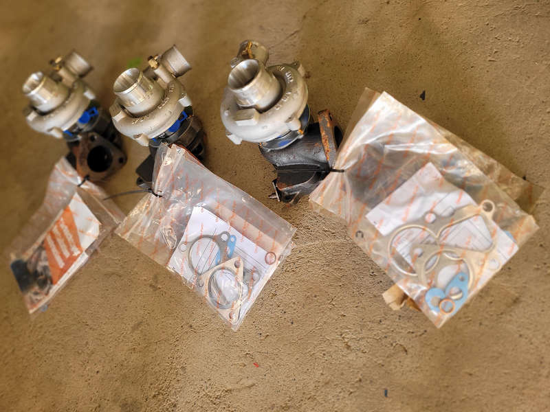 UNUSED. VAN HORT KTT2 Turbo charger Kit (Some Rust AS Pictured)  BID PER PIECE