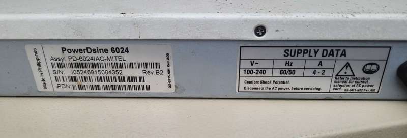 USED/Switching-On SMC Tiger Stack 3312TC Multi-Segment Stackable Hub. (Excludes Power Cable)