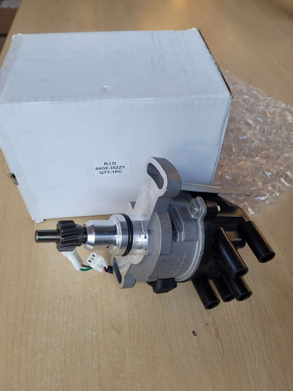 TOYOTA HIACE Ignition Distributer