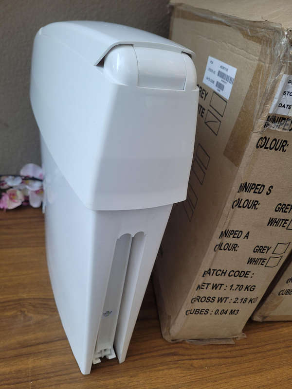 15L Commercial Sanitary Bins For The Disposal Of Feminine Hygiene Products (Bid Per Piece)