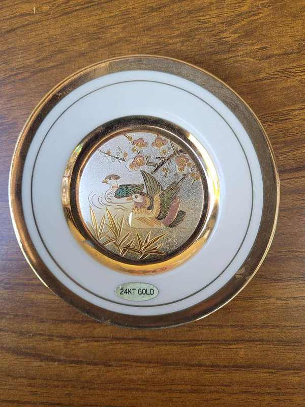 24K Gold & Silver-Gilded  8-Piece Bird-Themed Porcelain Set. (9Cm) Bid Per Set