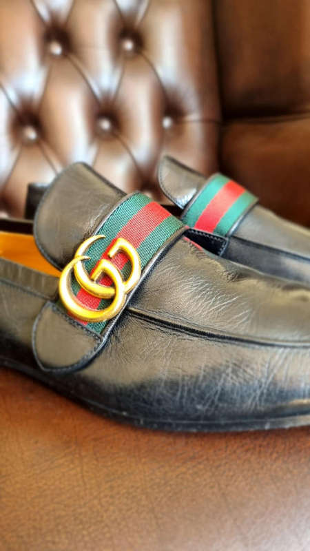 ORIGINAL High End GUCCI Men`s Genuine Leather Loafers (UK Import)