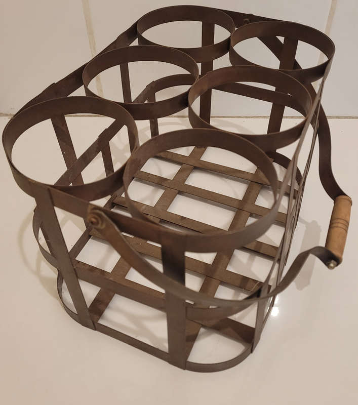 Vintage-Styled 6-Bottle Wooden-Handled Wine Rack