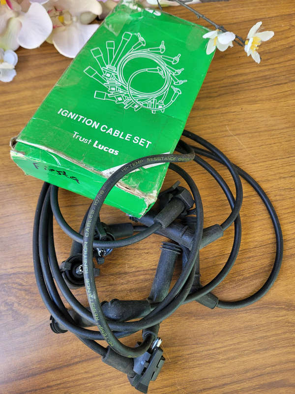 LUCAS Unused FORD FIESTA Ignition Cable Set 10/18
