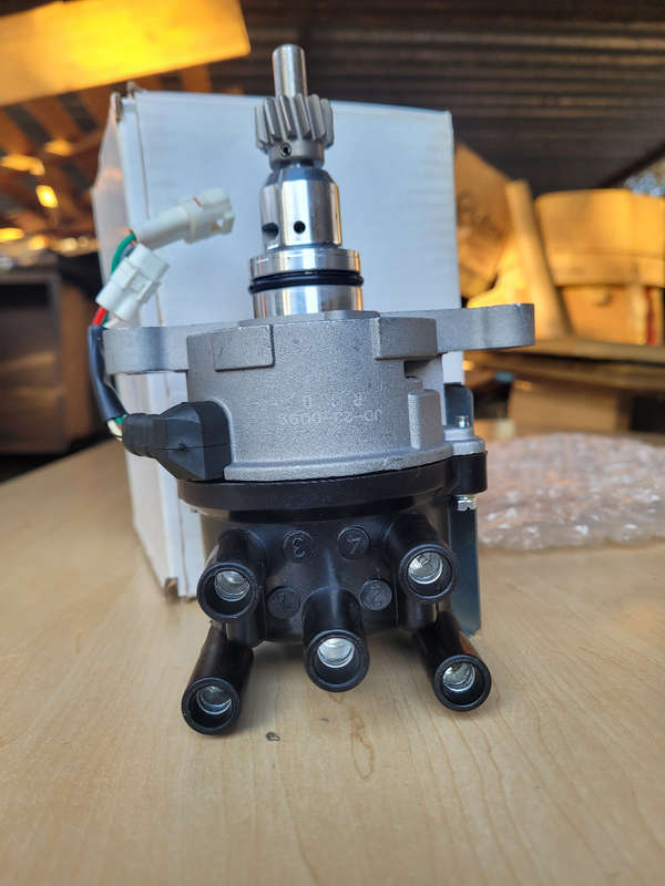 TOYOTA HIACE Ignition Distributer