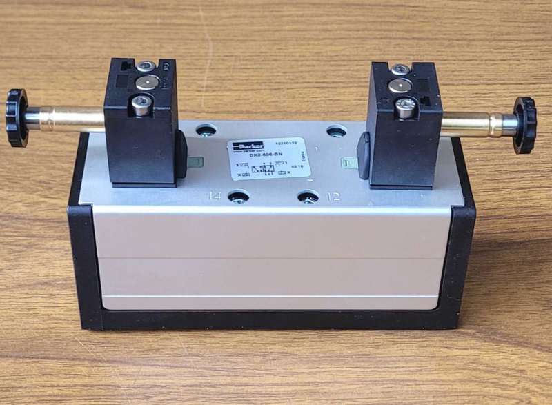 Solenoid 4-Way Air Control Valve