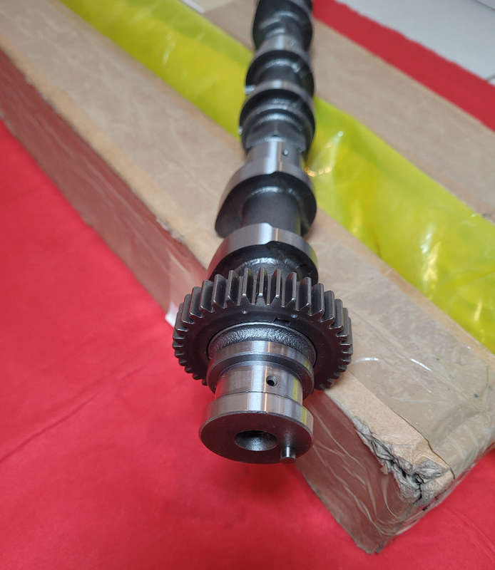TOYOTA CAMSHAFT - For Fortuna, Hi-Ace, Hi-Lux  (2KD-IN)