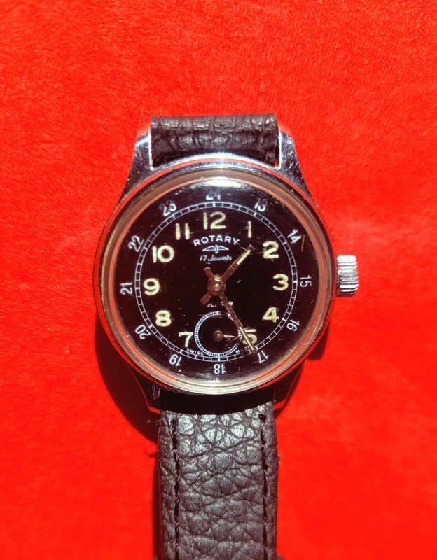 ROTARY AVENGER-17 Jewels Hand-Wound Anti-Magnetic Swiss Gents Watch. WORKING... See Description
