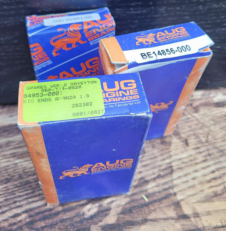 AUG EXPORT QUALITY ENGINE BEARINGS - MIXED SIZES. (Bid Per 100x Packs)