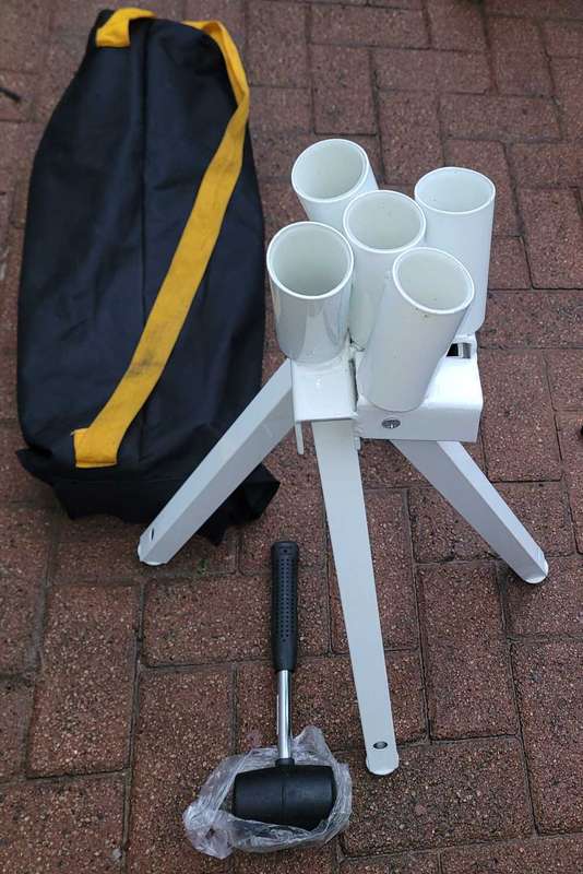 UNUSED...4-Pole Quality Cluster Banner/Flag Fountain (With Carry Bag & Hammer-As Pictured)