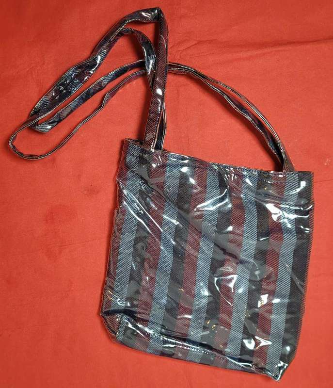 Assorted Zippable WATERPROOF Cosmatics Bags.  (Bid Per Piece-To Take Both)