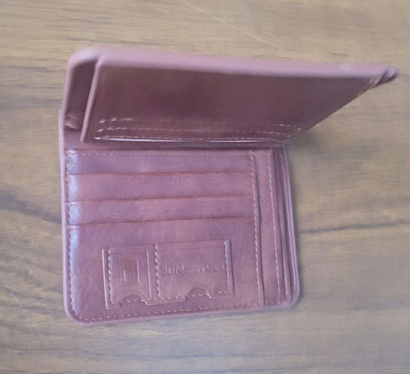 Vintage Gents Soft Leather Wallet/Card Holder (As Pictured)