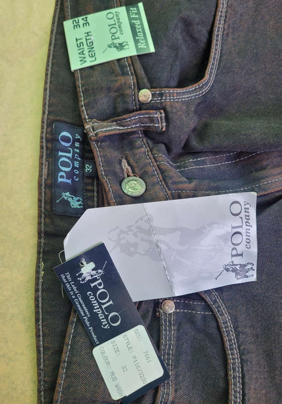 Unused...POLO Men`s Classic Casual Jeans  (Size32)