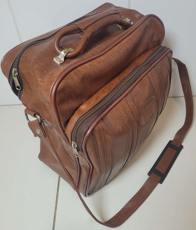 Clean-Used 18-20L Luggage Scratchless Bag (34x20x34)Cm