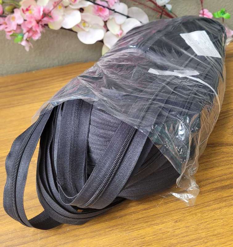 5m Cut-To Size Multiple-Purpose Plastic Zip. (Bid per 5m Strip). For Tents, Suit Cases, Sofas