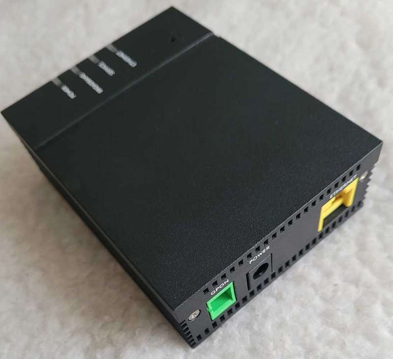 UNBOXED... GPON ( For Converting Fire Optic Signals To Electrical Signals In Routers)