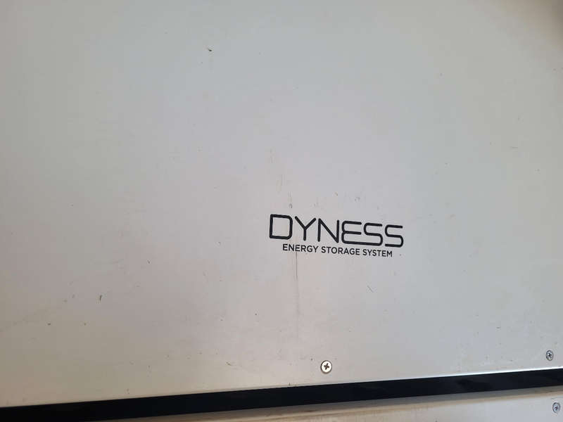 DYNESS BX51100 Lithium Battery Module. Some Store Room Dust But Working