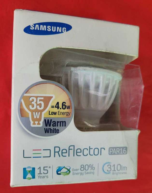 UNUSED Samsung Quality Warm White Downlights.  (Bid Per Piece)