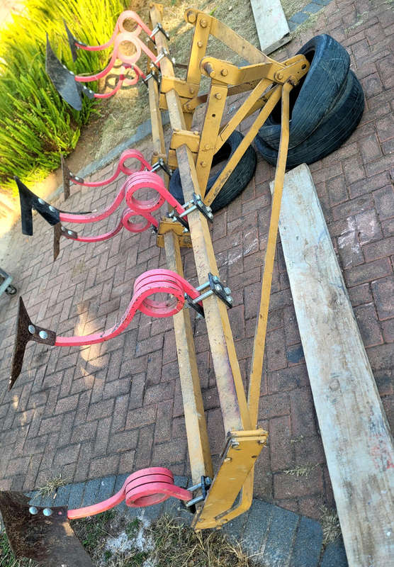 8-Tooth Cultivator/Tiller
