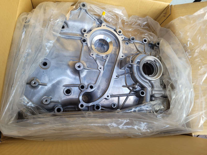 TOYOTA HIACE /HI-LUX 2.7L  (2TR) Engine Oil Timing  Chain Outer Cover