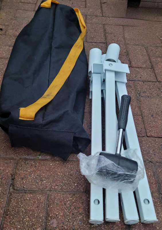 UNUSED...4-Pole Quality Cluster Banner/Flag Fountain (With Carry Bag & Hammer-As Pictured)