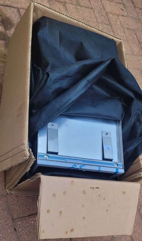UNUSED/UNBOXED FRANKE 34-Litre High Quality Stainless Steel  Waste Bin (XTRX605)