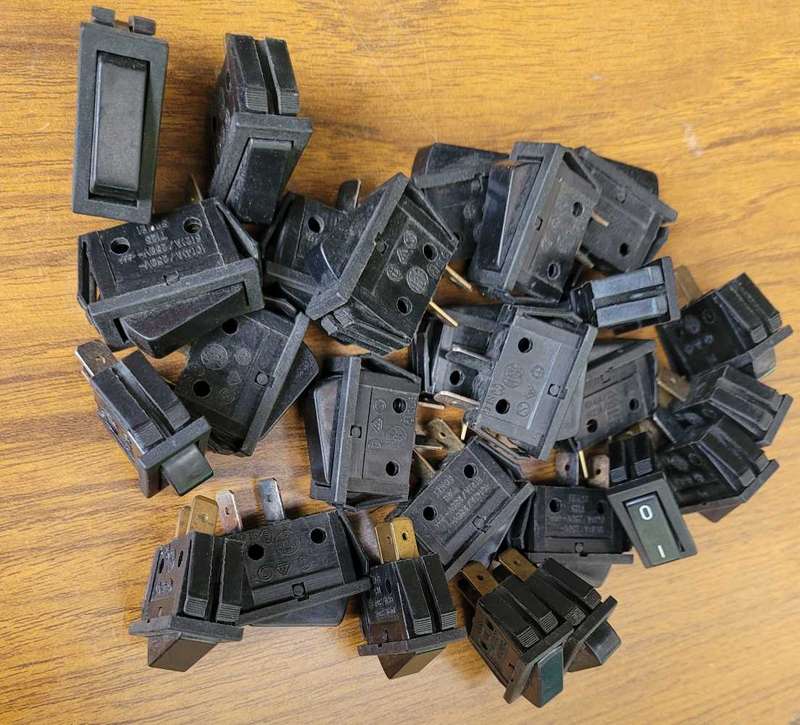 UNUSED...10A, 250V Rocker Switches T125.  Bid Per Piece - To Take 10x OR More