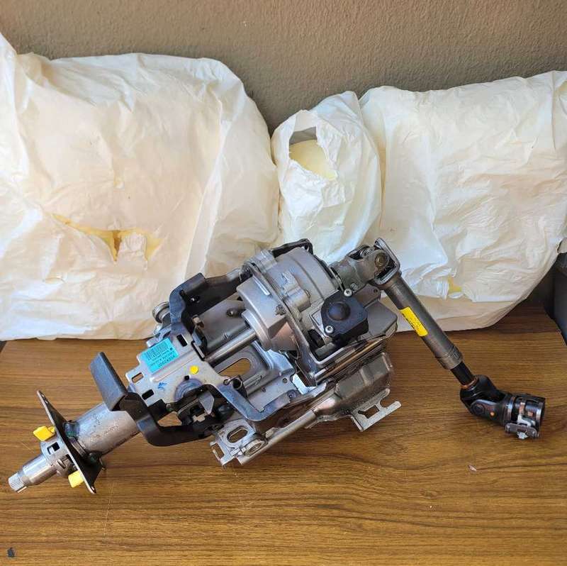 RAND NEW NISSAN MICRA Electric Steering Column (See Pictures For Model Numbers)