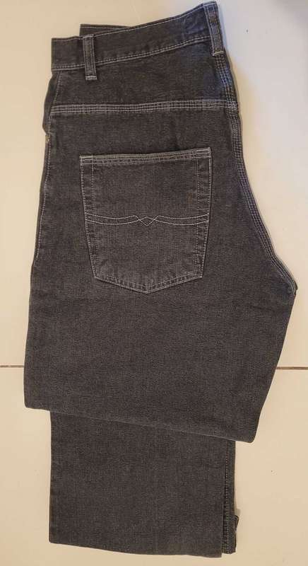 UNUSED Size 32 POLO Relaxed Fit  Jeans