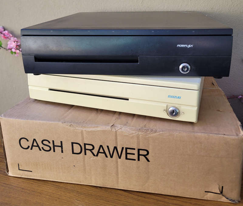 WELL USED Mercer Cash Drawer (CK-420). DC 24v Micro Switch. 5 Bills/8 Coins Tray. NO KEYS.NO CABLES