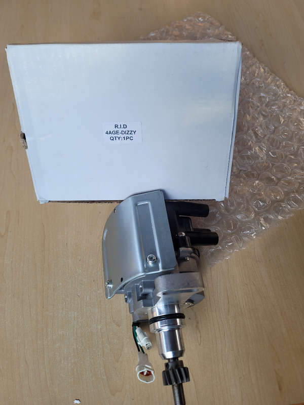 TOYOTA HIACE Ignition Distributer