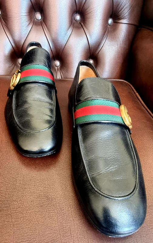 ORIGINAL High End GUCCI Men`s Genuine Leather Loafers (UK Import)