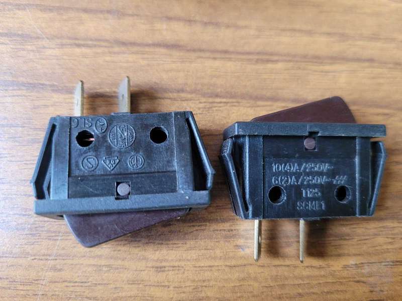 UNUSED...10A, 250V Rocker Switches T125.  Bid Per Piece - To Take 10x OR More
